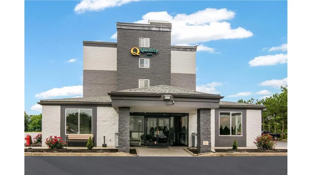 Quality Inn Rochester West