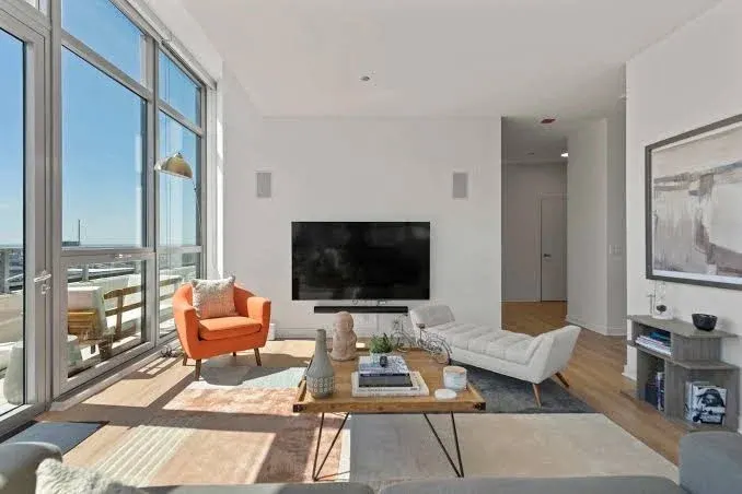 Dual Penthouse Retreat: Perfect for Groups
