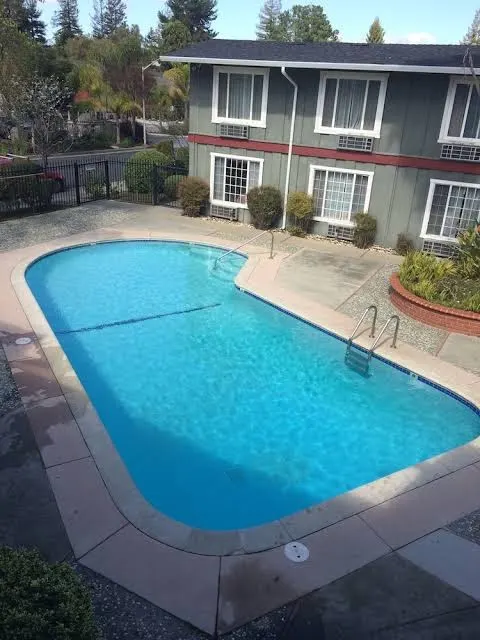 Oak Motel
