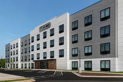 StudioRes by Marriott Greensboro Airport