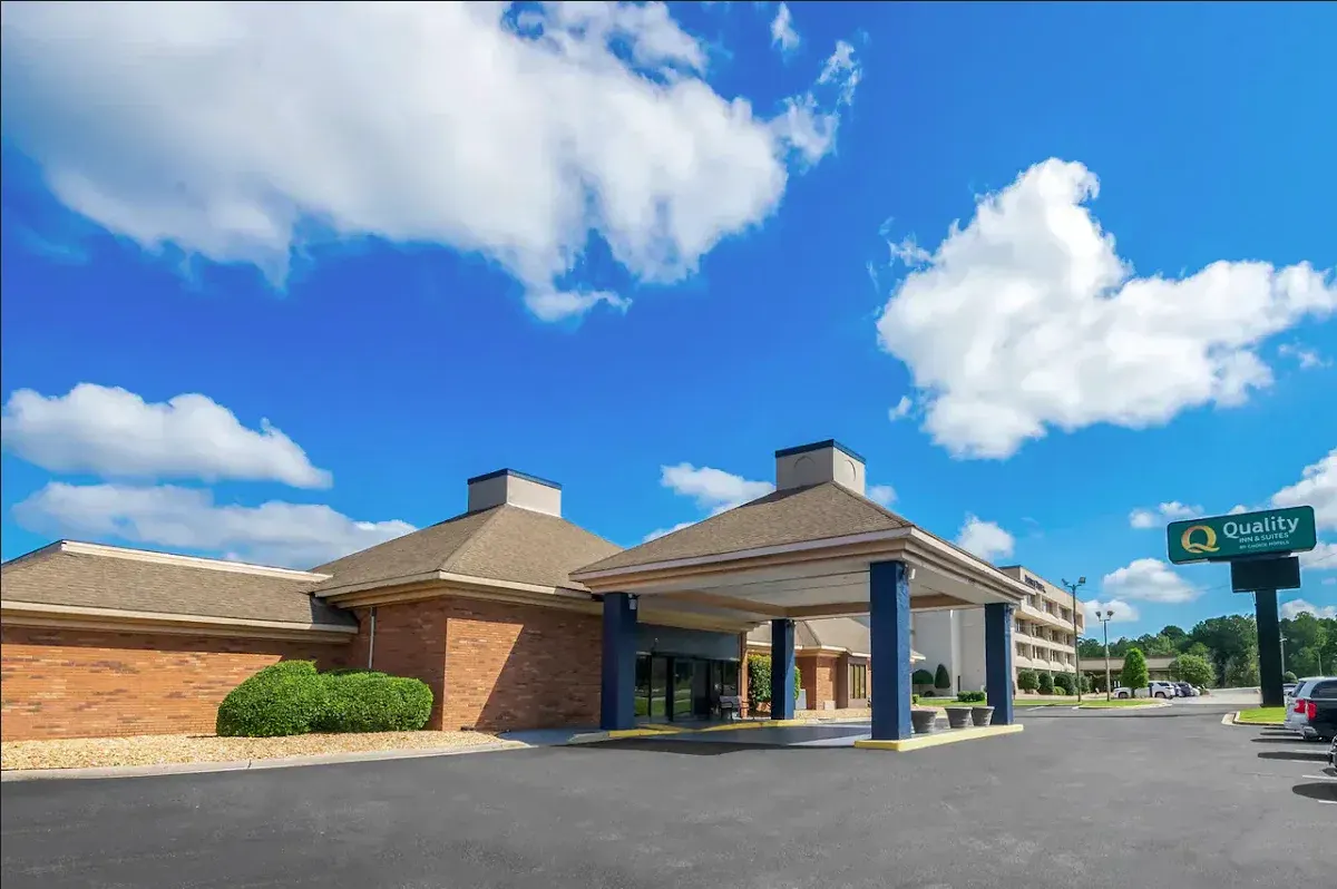 Quality Inn & Suites Fayetteville I-95