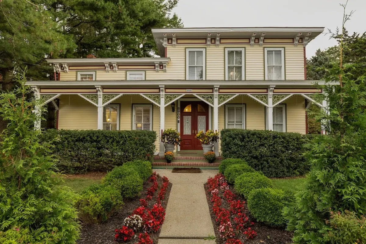 Arbor View House Bed and Breakfast