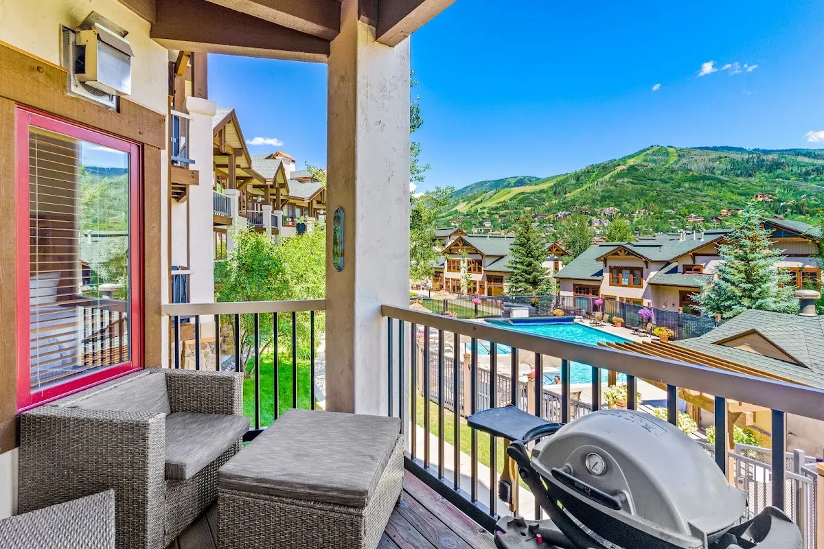 EagleRidge Lodge
