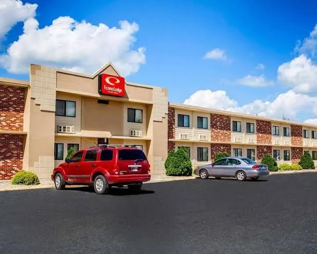 Baymont Inn & Suites by Wyndham Newton IA
