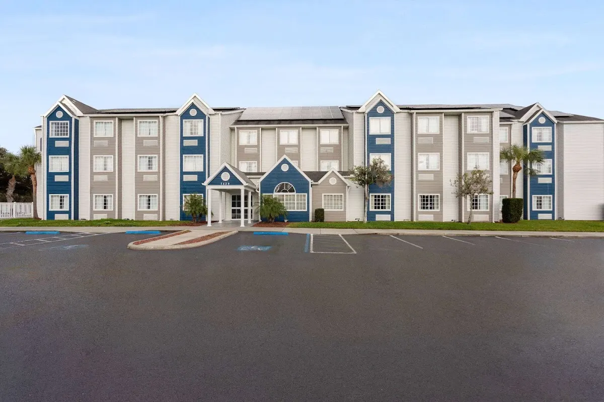 Microtel Inn & Suites by Wyndham Zephyrhills