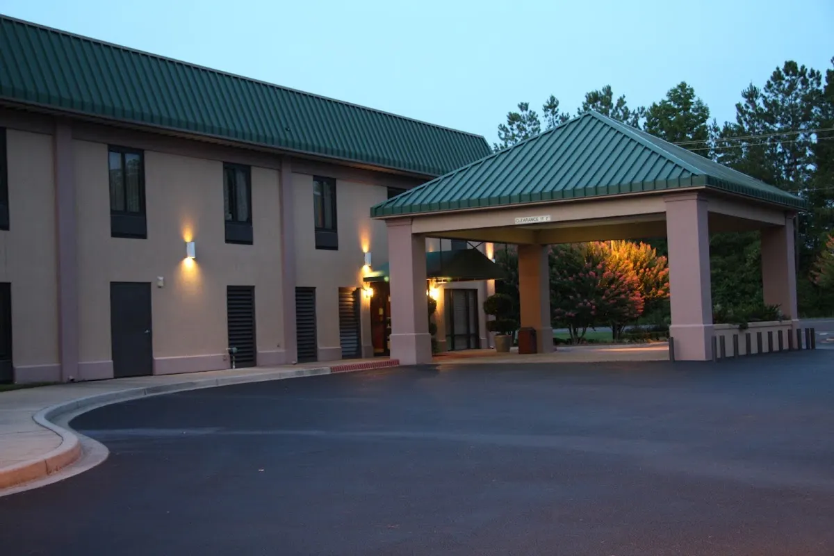 Moncks Corner Inn