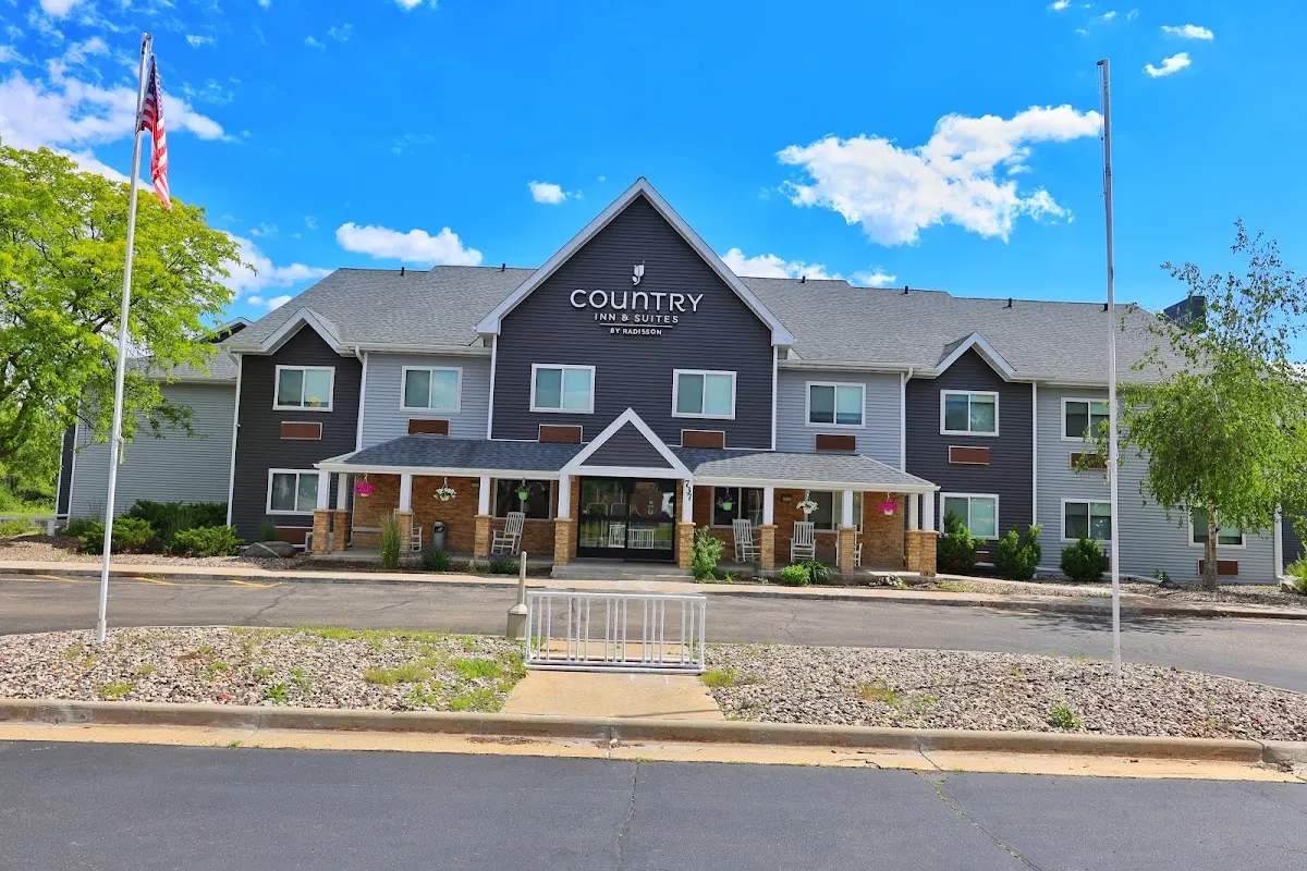 Country Inn & Suites by Radisson, Sparta, WI