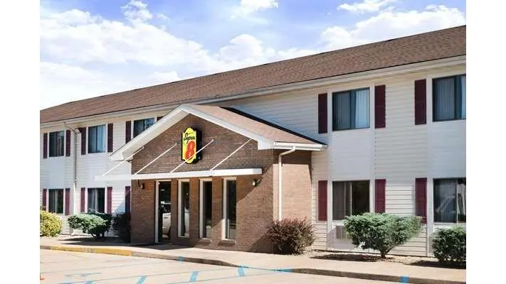 Super 8 by Wyndham West Plains