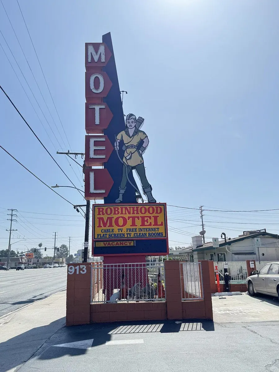 Robin Hood Motel