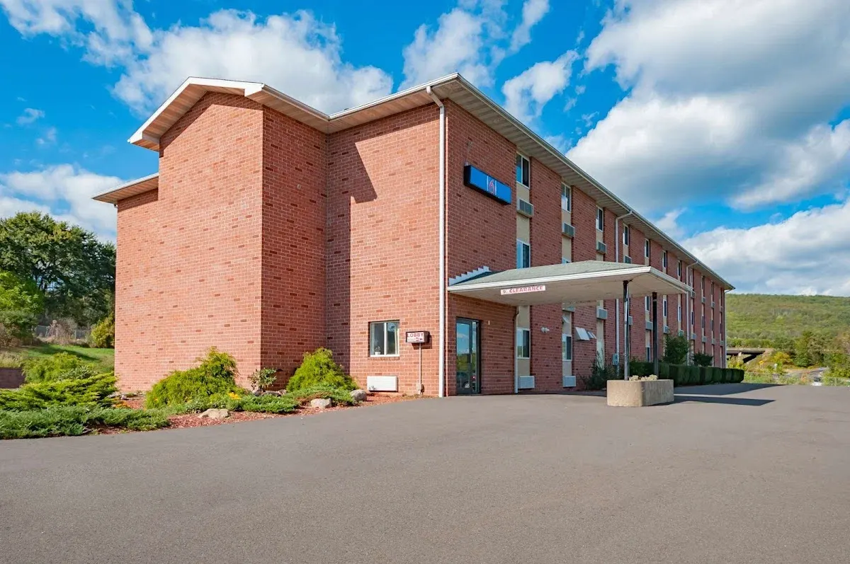 Motel 6 Drums, PA