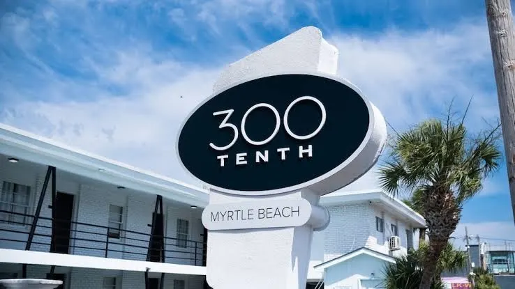300 Tenth