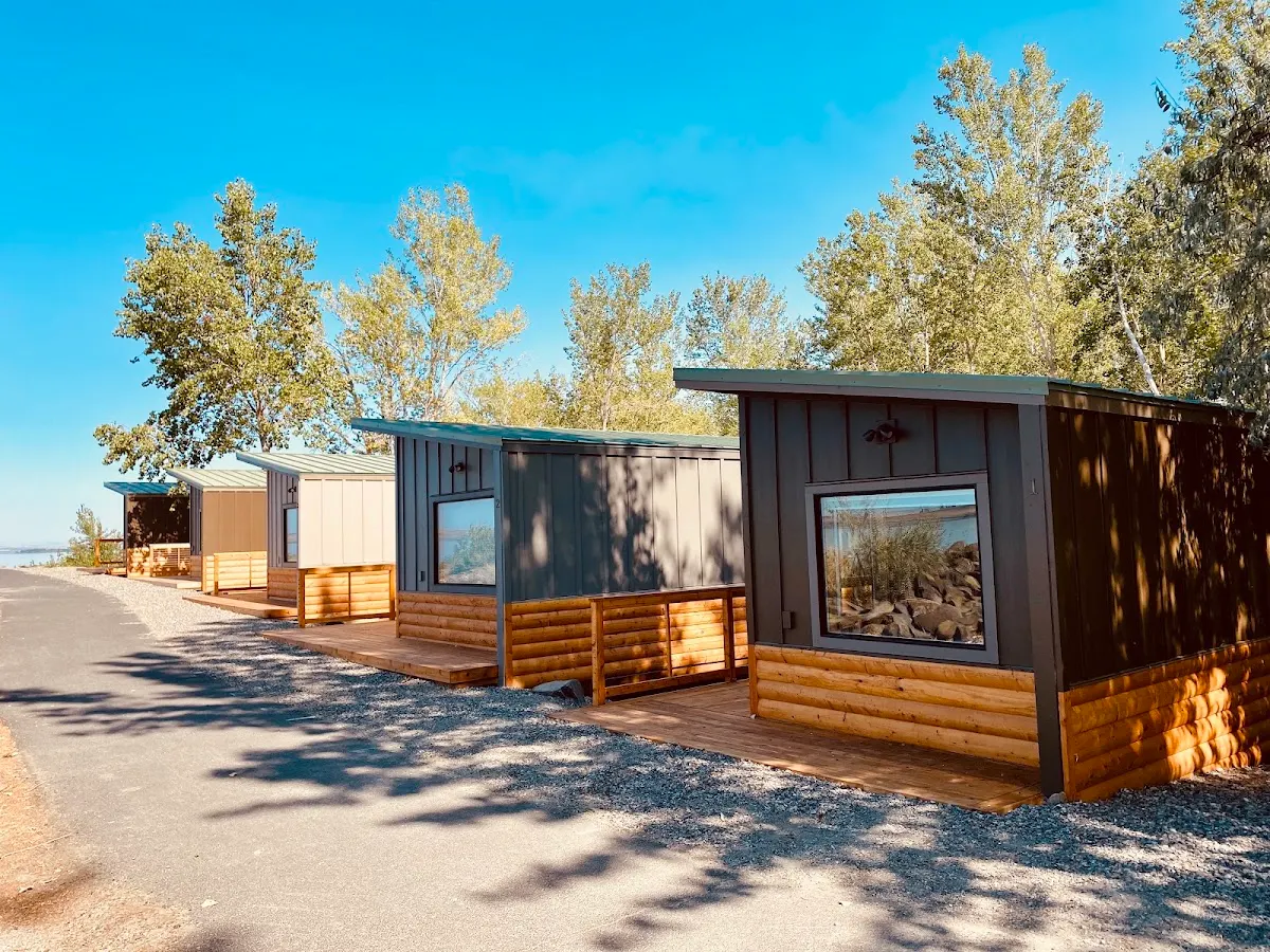 River Lodge + Cabins