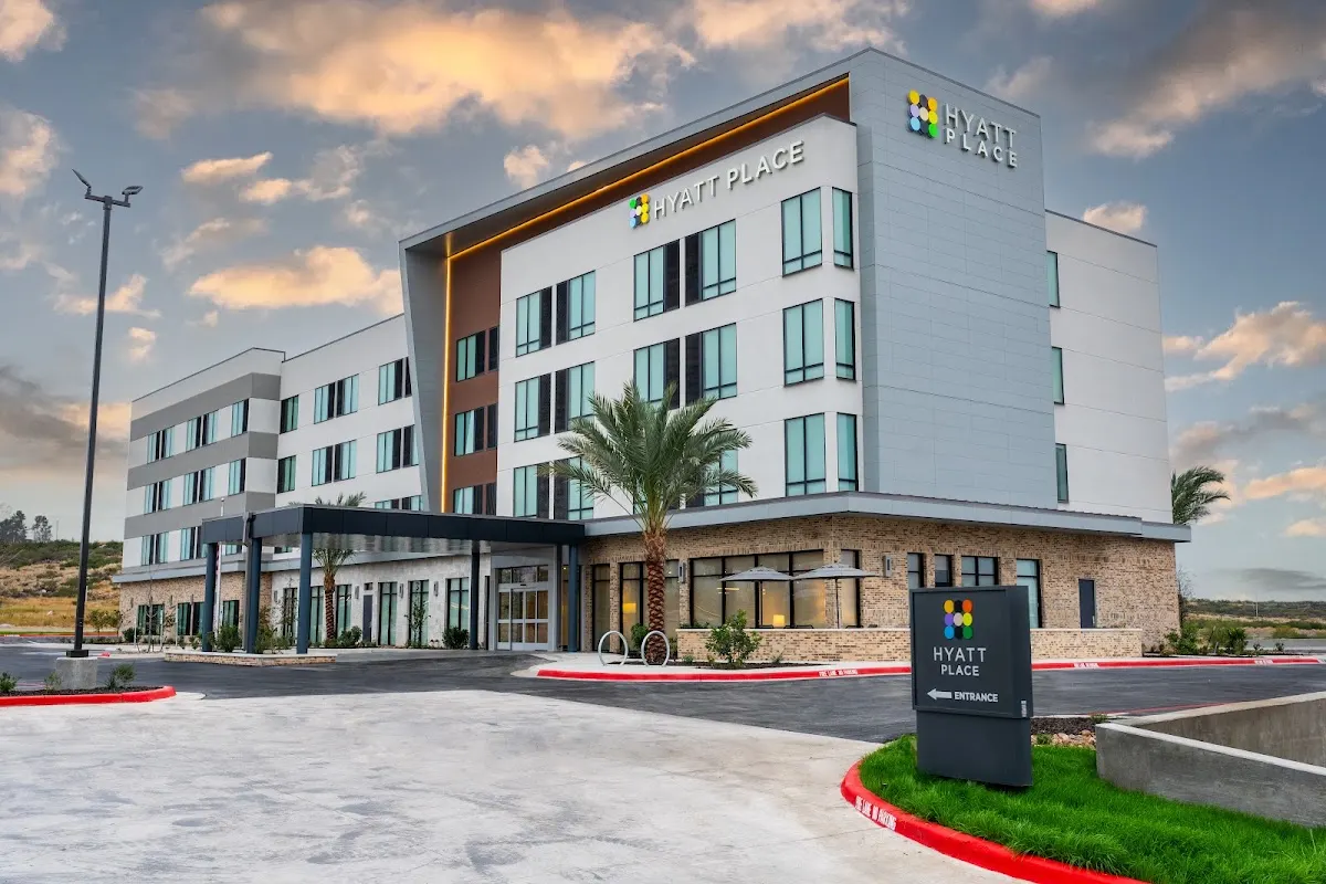 Hyatt Place Eagle Pass