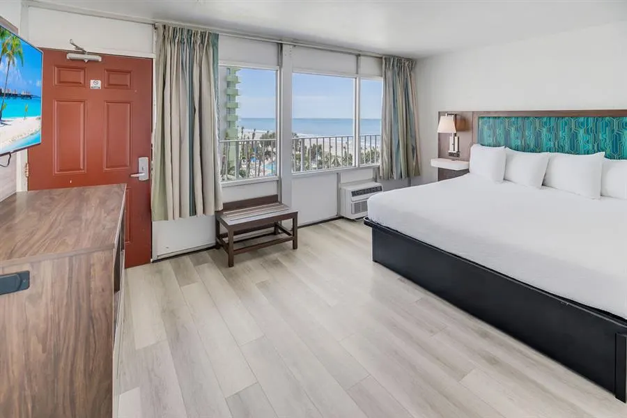 Blu Atlantic Oceanfront Hotel & Suites