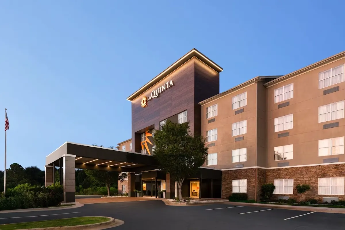 La Quinta Inn & Suites by Wyndham Montgomery