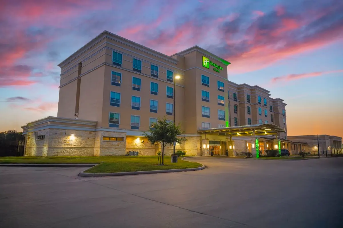 Holiday Inn & Suites Houston NW - Vintage Park Area by IHG