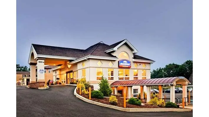 Howard Johnson by Wyndham Blackwood Near Philadelphia