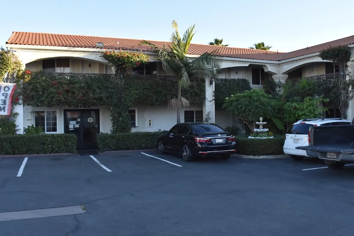 Dynasty Suites - Santa Fe Springs