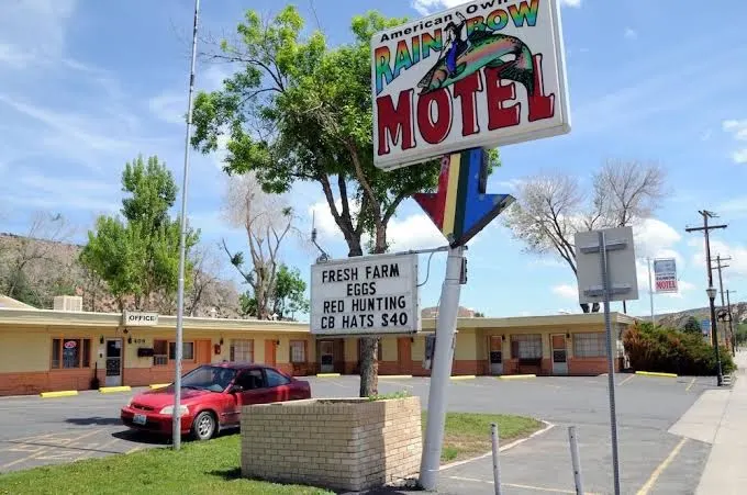 Rainbow Motel
