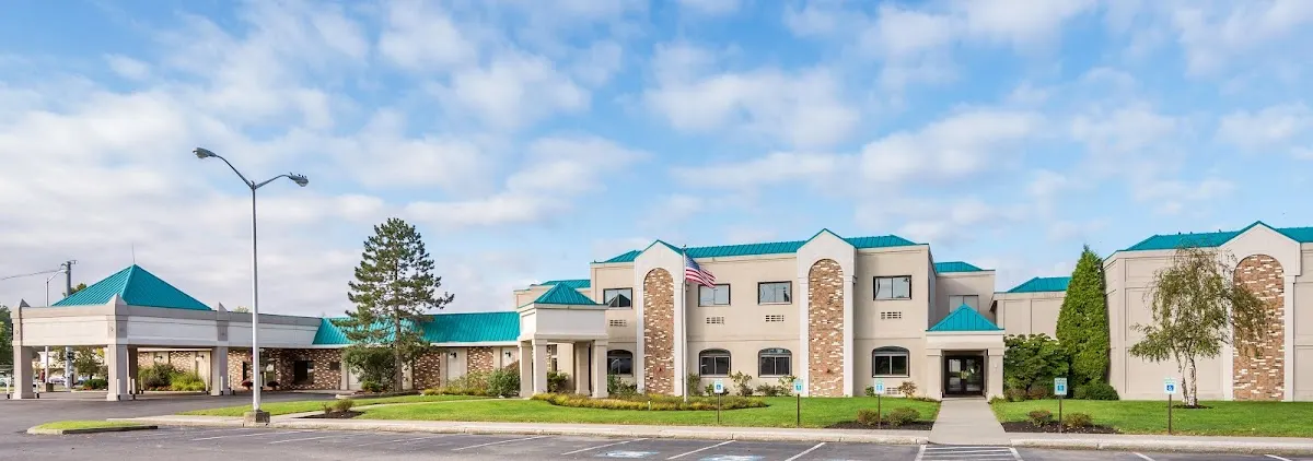 Cayuga Blu Hotel