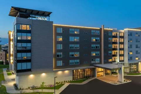 The Tallison Hotel, Indianapolis Carmel, a Tribute Portfolio Hotel