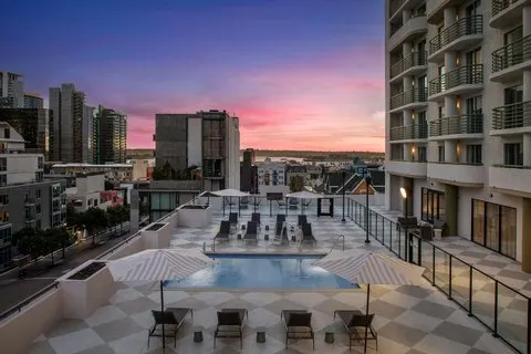 Courtyard by Marriott San Diego Downtown Little Italy