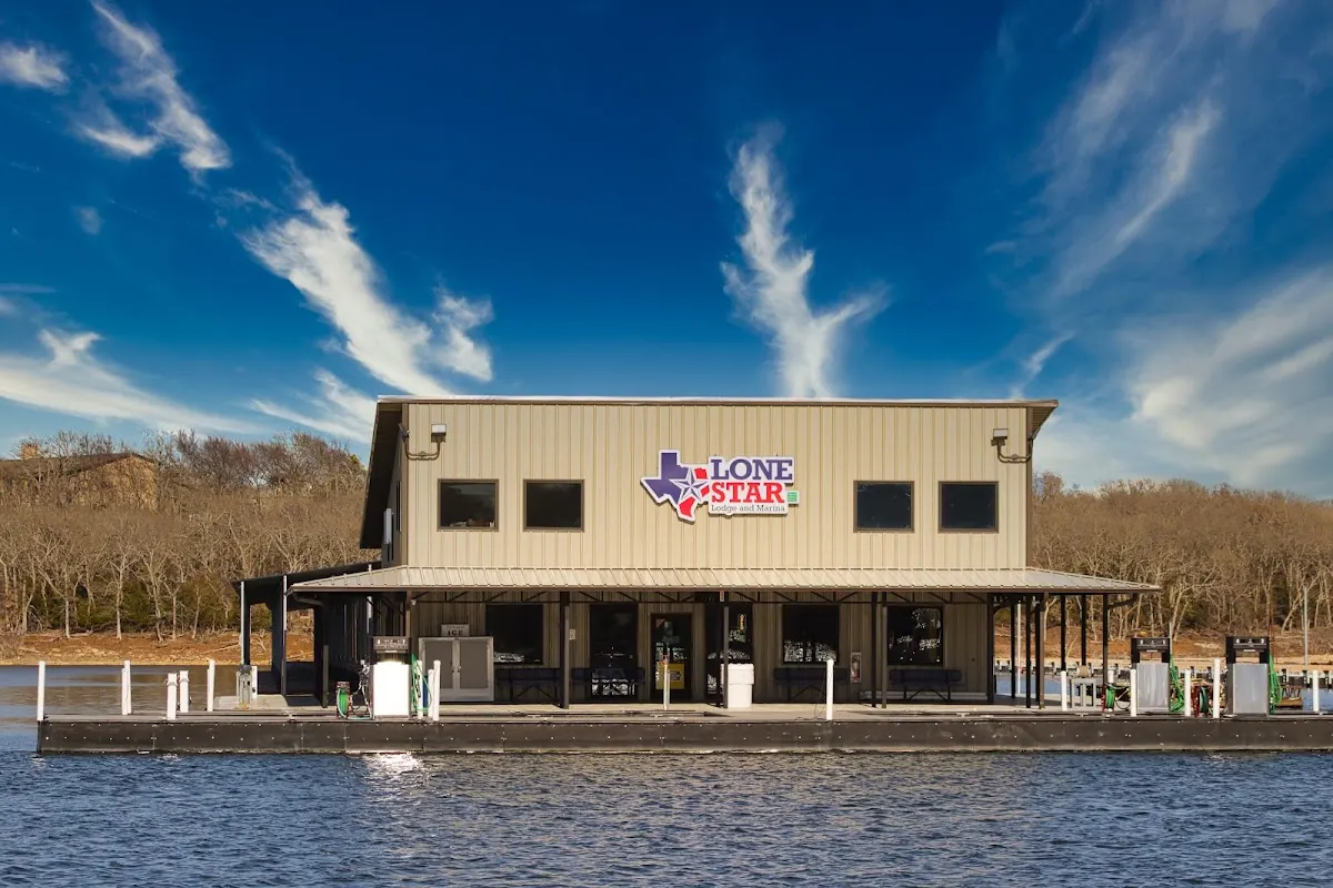 Lone Star Lodge & Marina