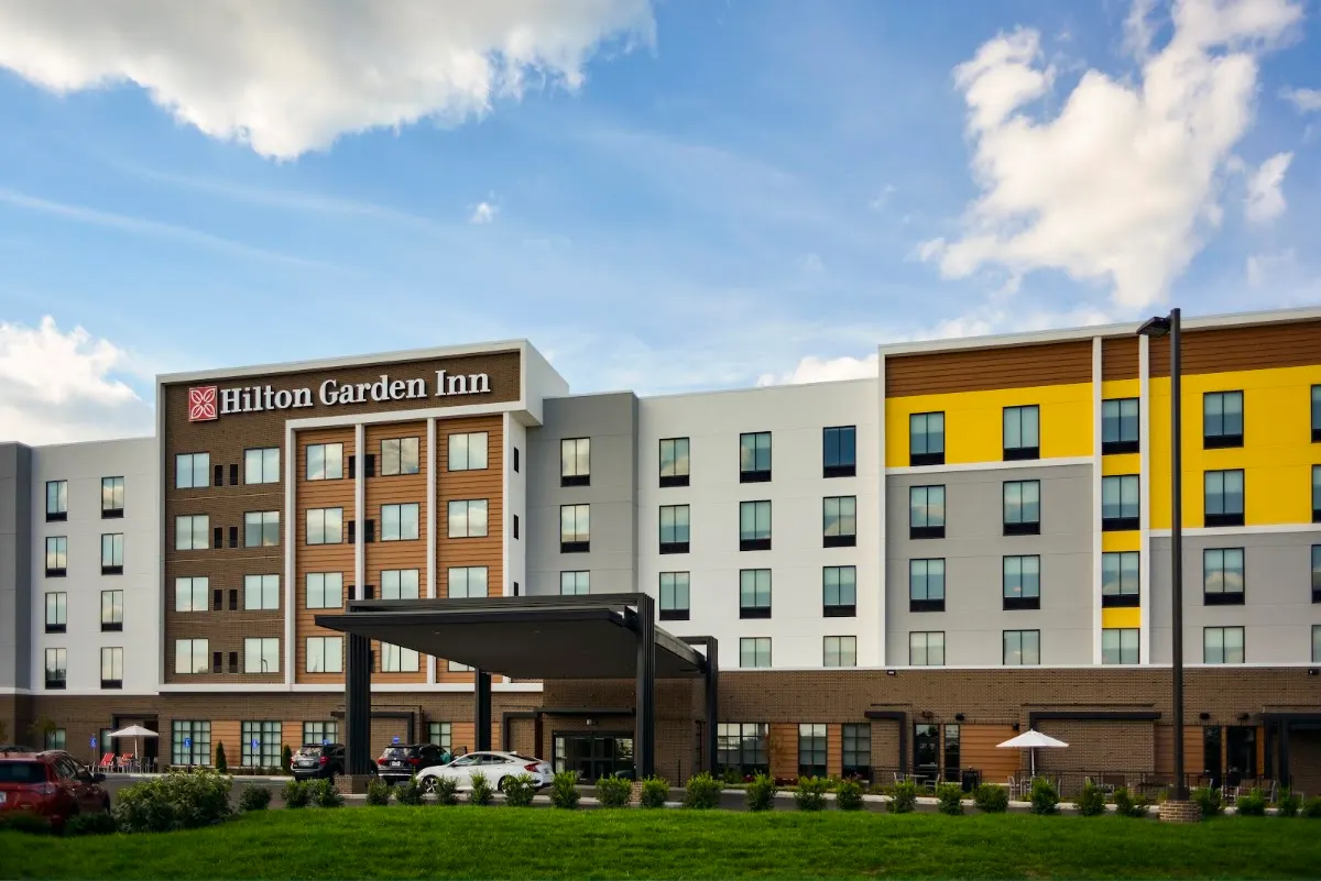 Hilton Garden Inn Louisville Mall of St. Matthews
