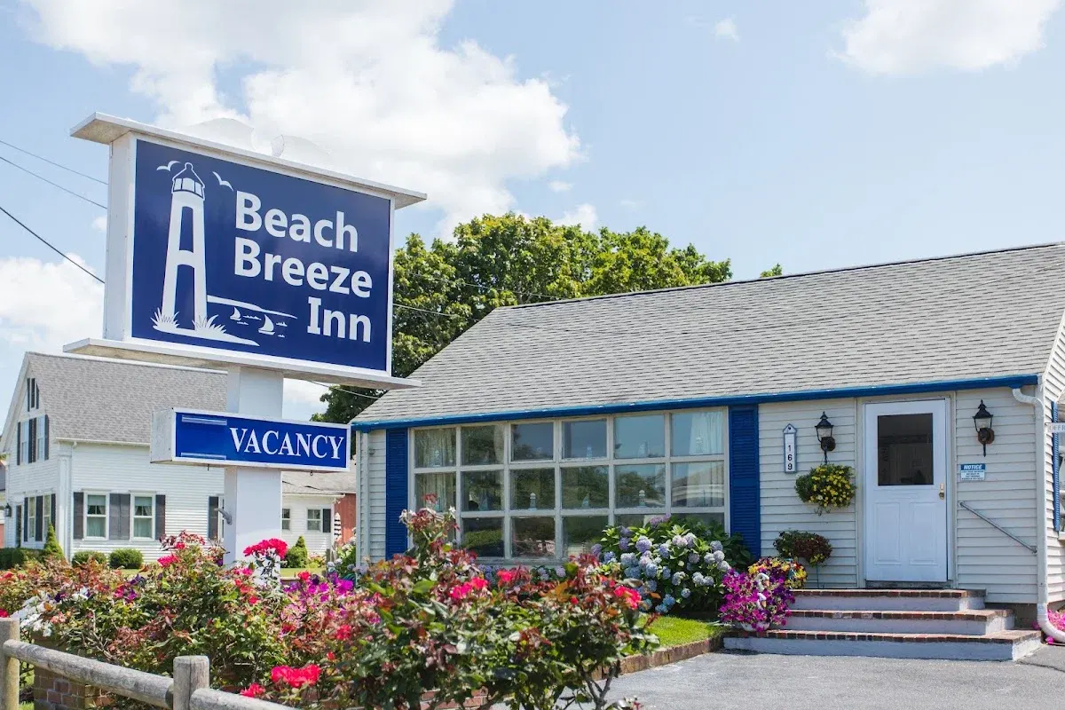 A Beach Breeze Inn