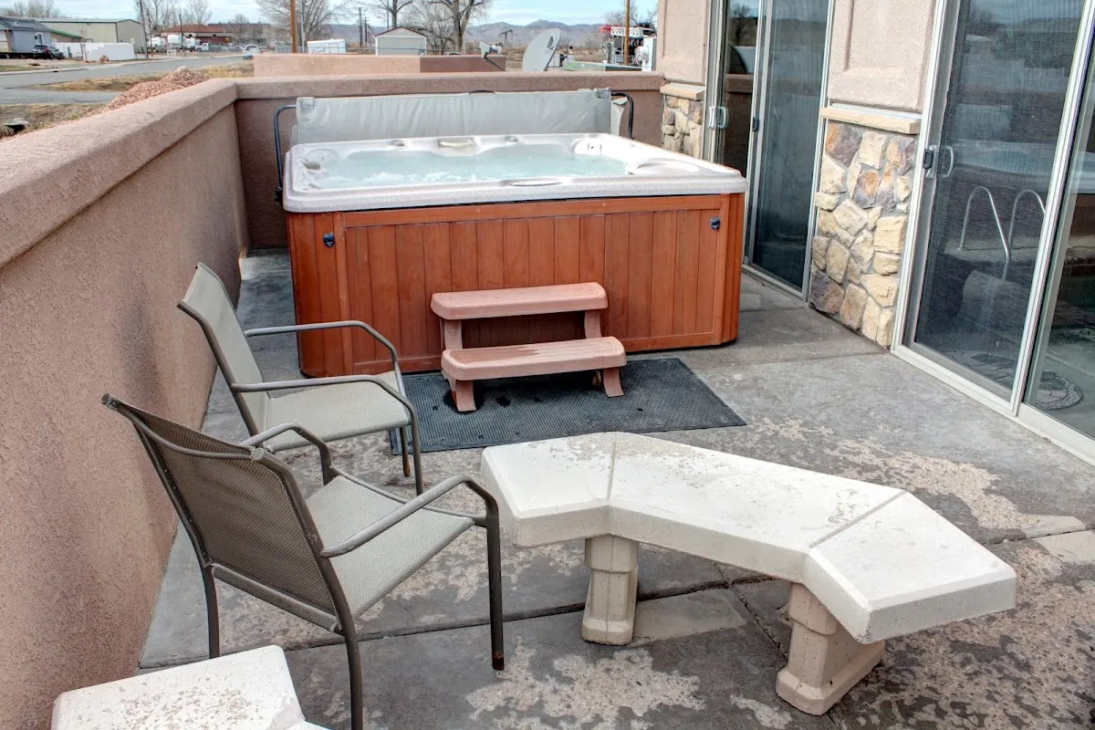 Blue Mountain Inn and Suites