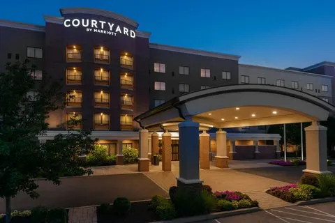 Courtyard by Marriott Buffalo Airport