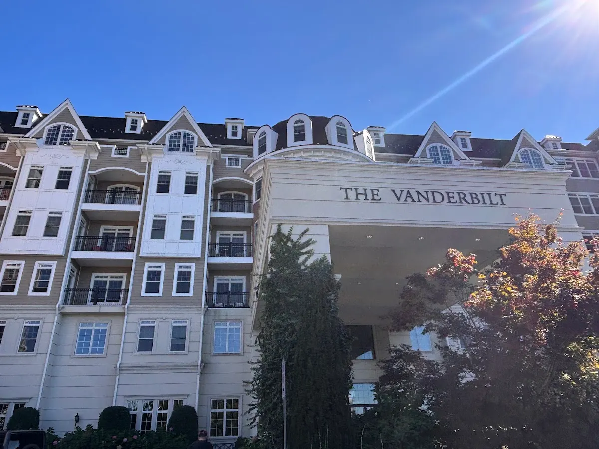 Hotel Suites at Vanderbilt