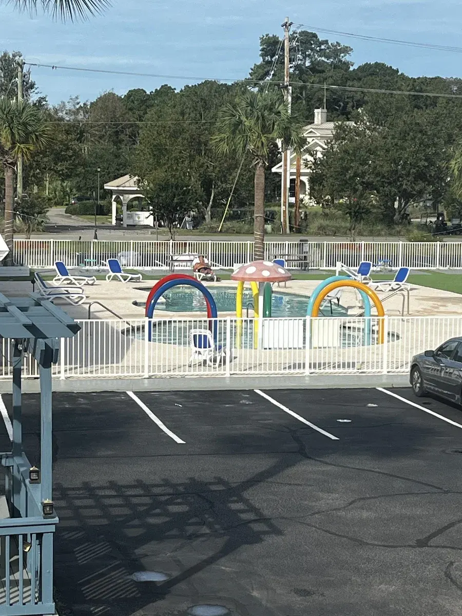 Days Inn by Wyndham Pawleys Island