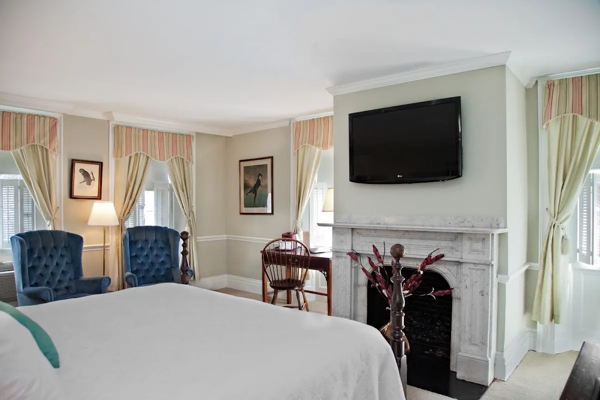 Concord's Colonial Inn