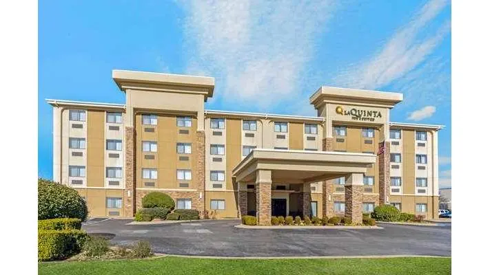 La Quinta Inn & Suites by Wyndham Midwest City - Tinker AFB