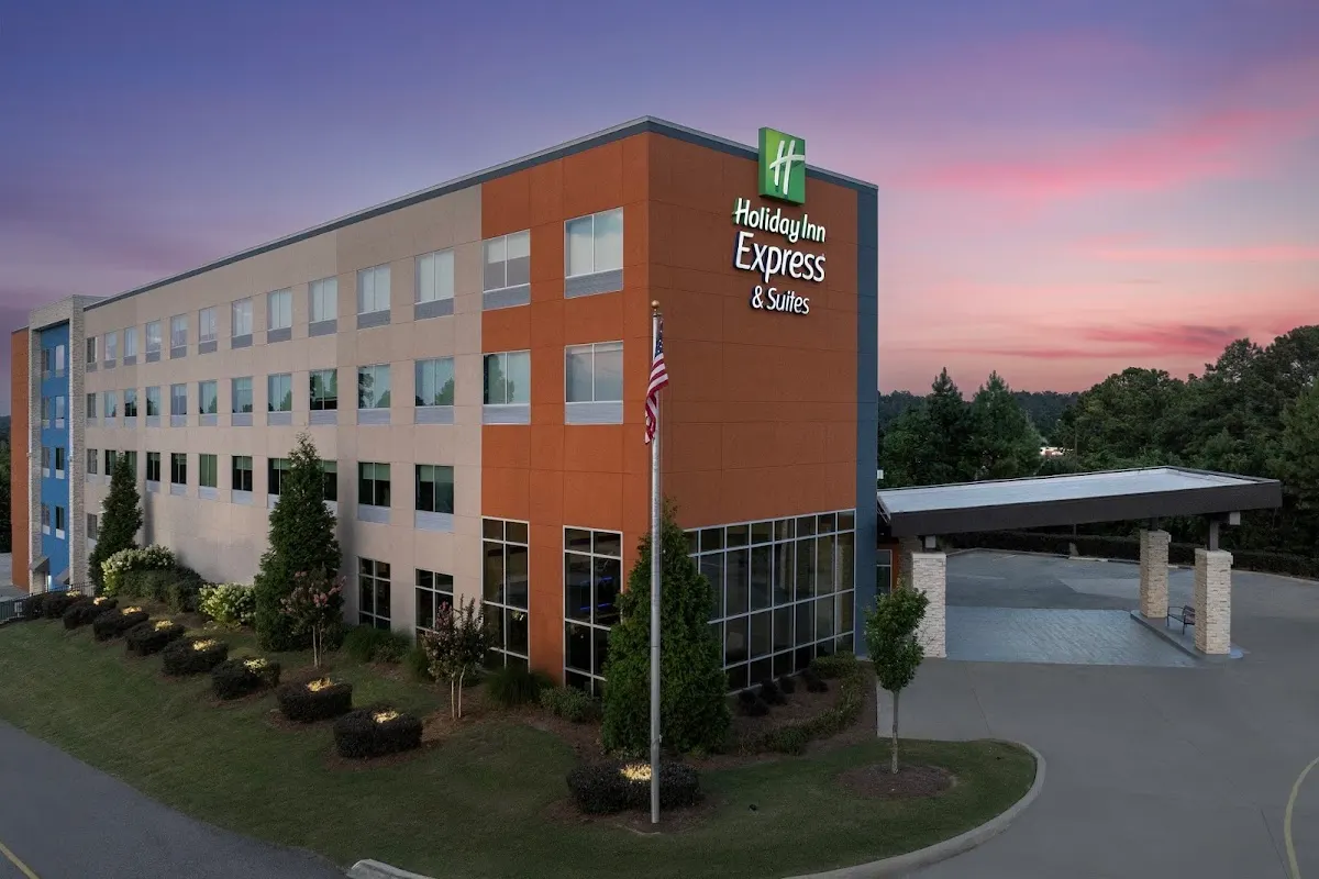 Holiday Inn Express & Suites Birmingham North - Fultondale by IHG