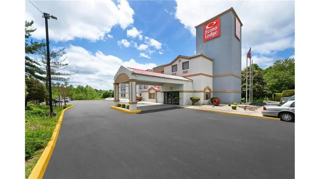Econo Lodge London North