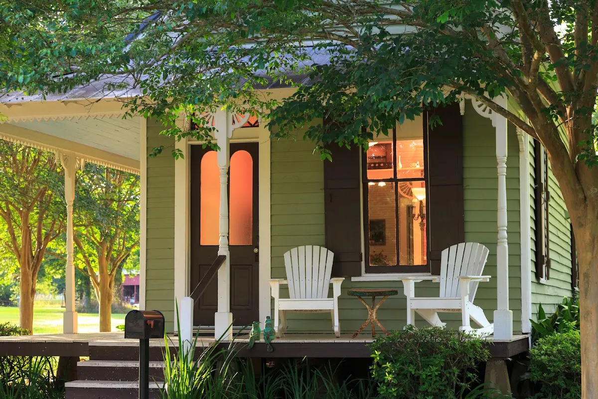 Maison D'Memoire Bed & Breakfast Cottages