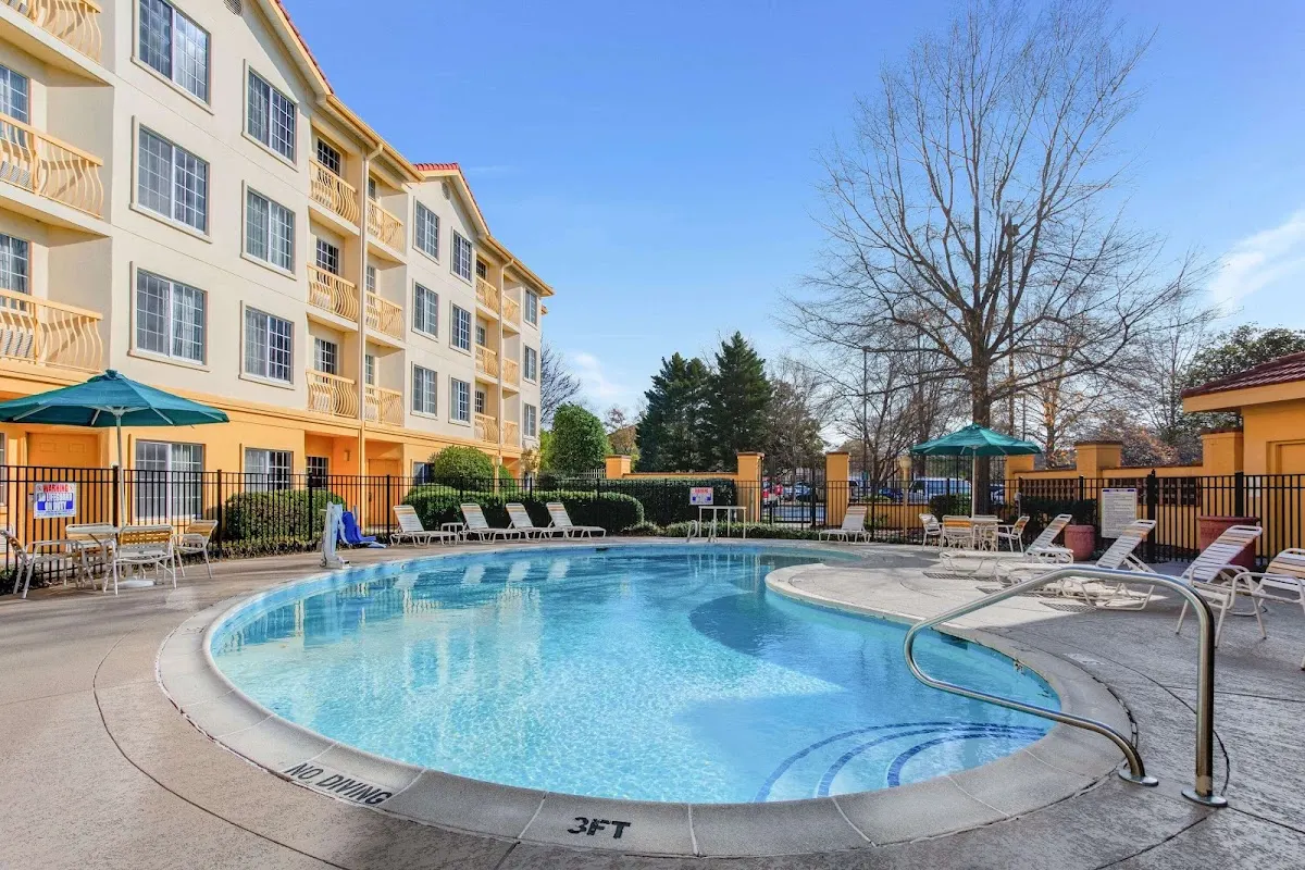 La Quinta Inn & Suites by Wyndham Raleigh Durham Airport