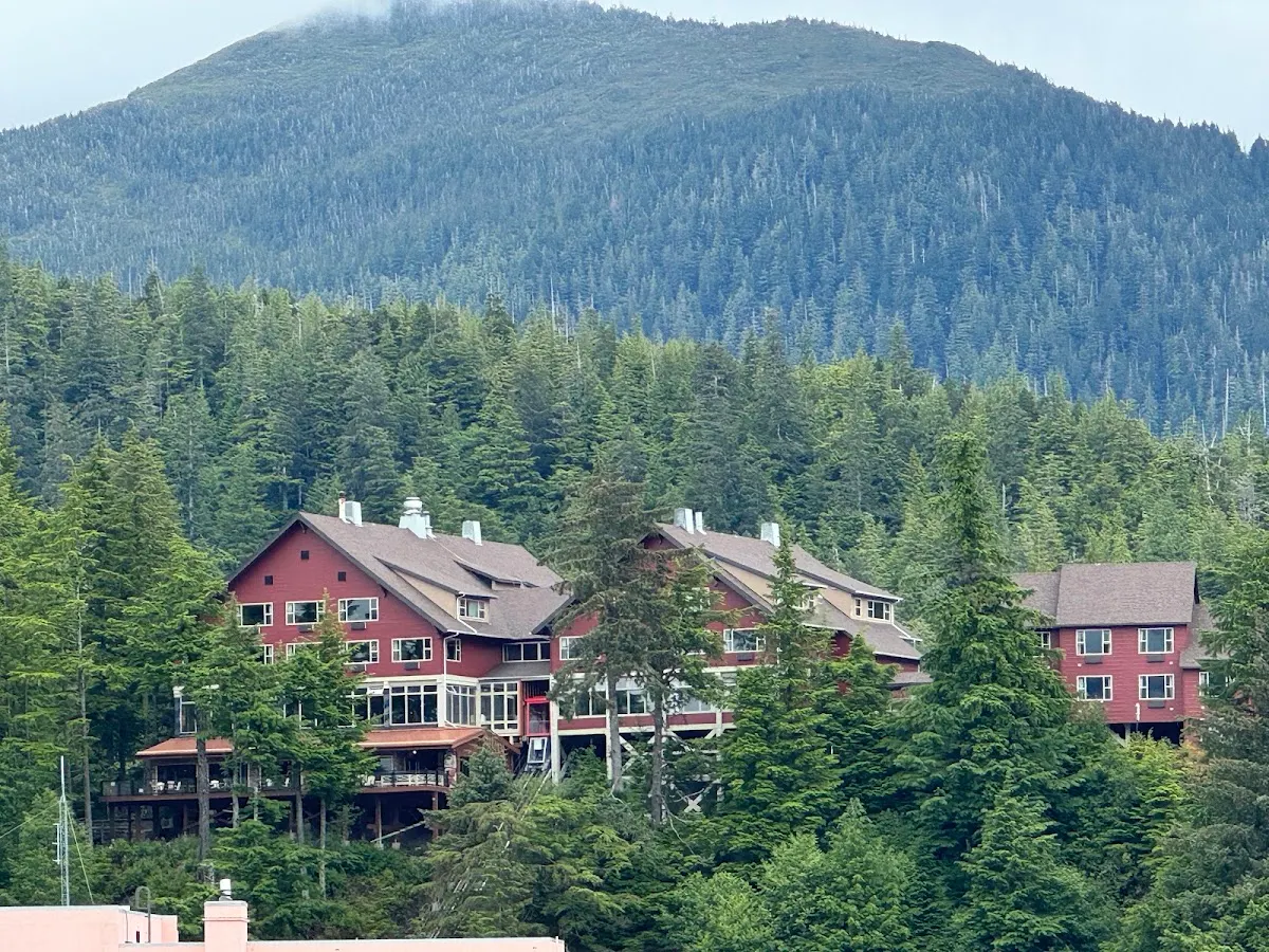 Cape Fox Lodge