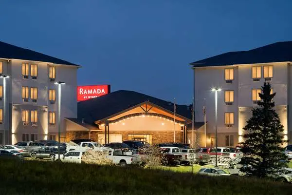 Bakken Airport XWA Hotel