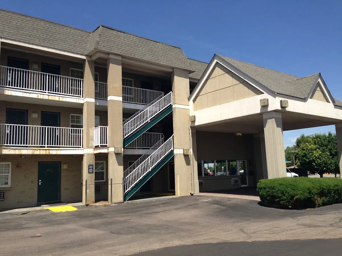 Crossland Denver - Lakewood West