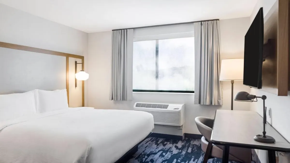 Fairfield by Marriott Inn & Suites San Diego Pacific Beach