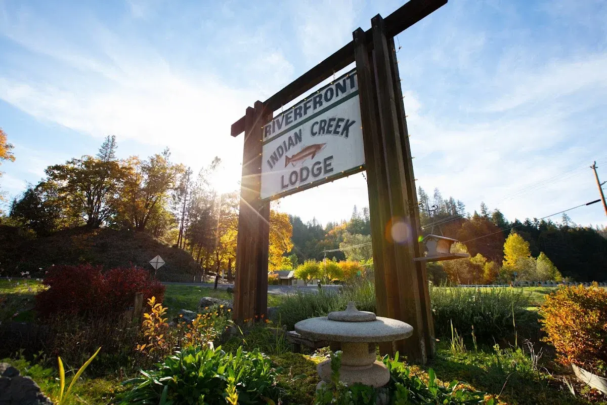 Indian Creek Lodge