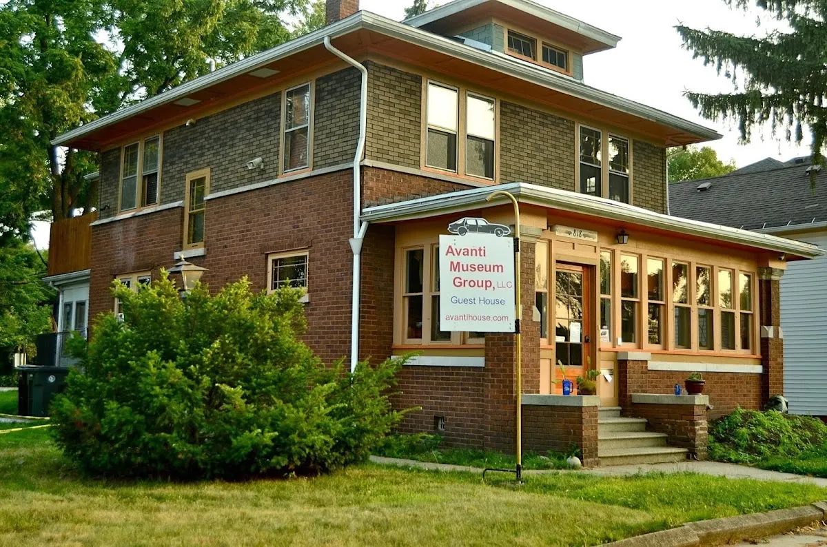 The Avanti House