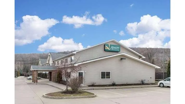 Quality Inn & Suites Titusville