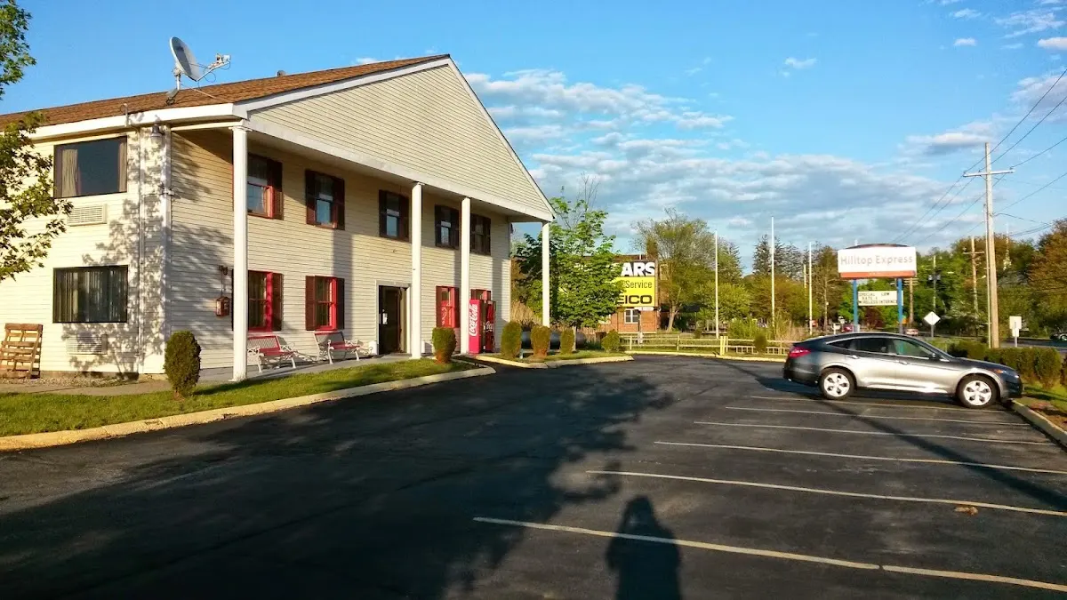 Hilltop Express Inn Groton
