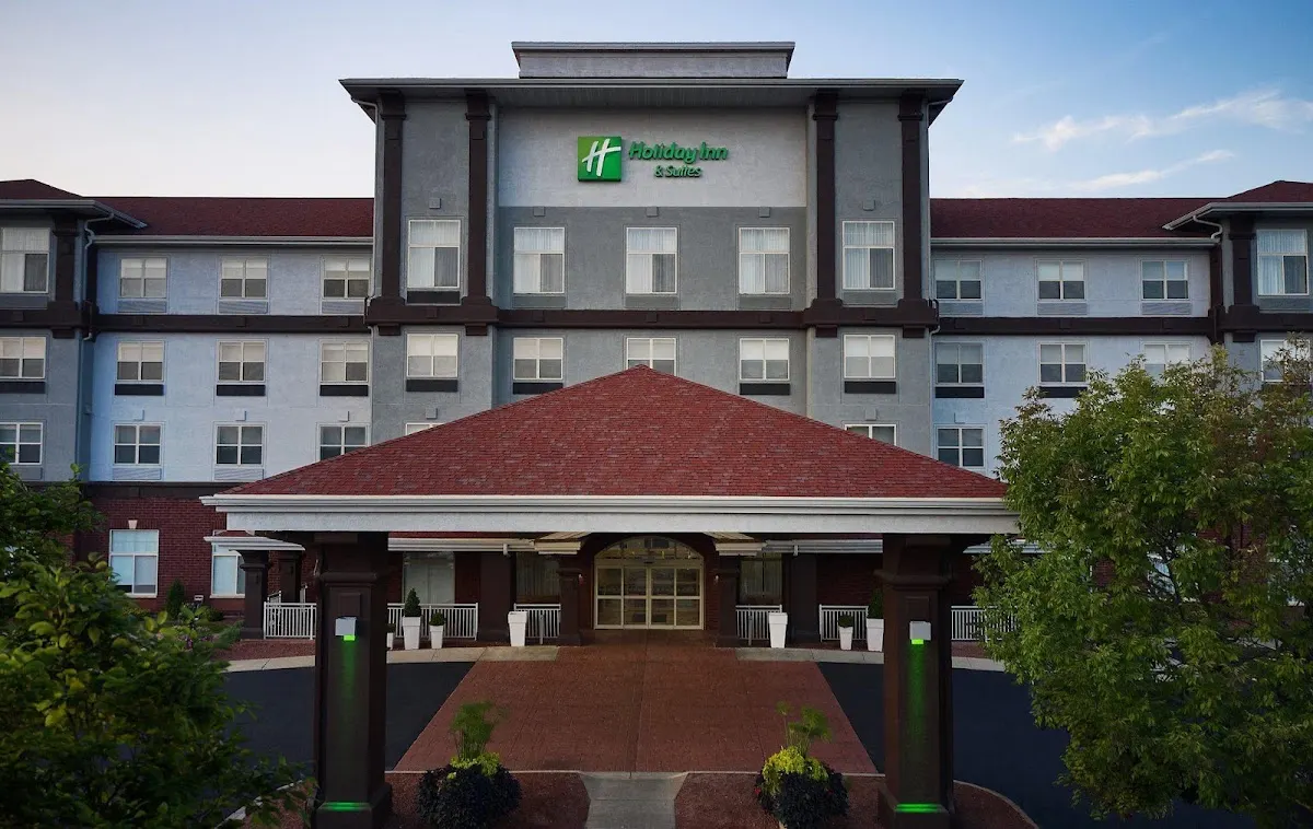 Holiday Inn & Suites Madison West - Middleton by IHG