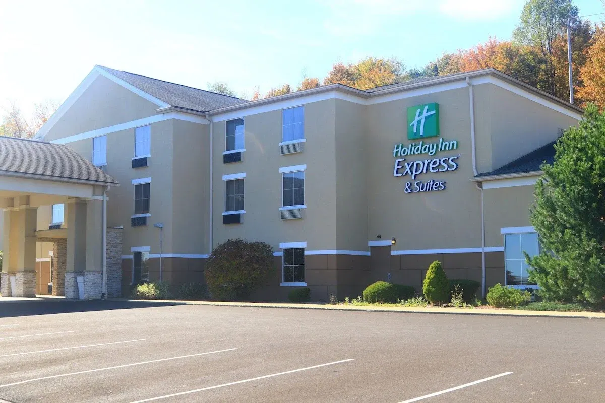 Holiday Inn Express & Suites St Marys by IHG