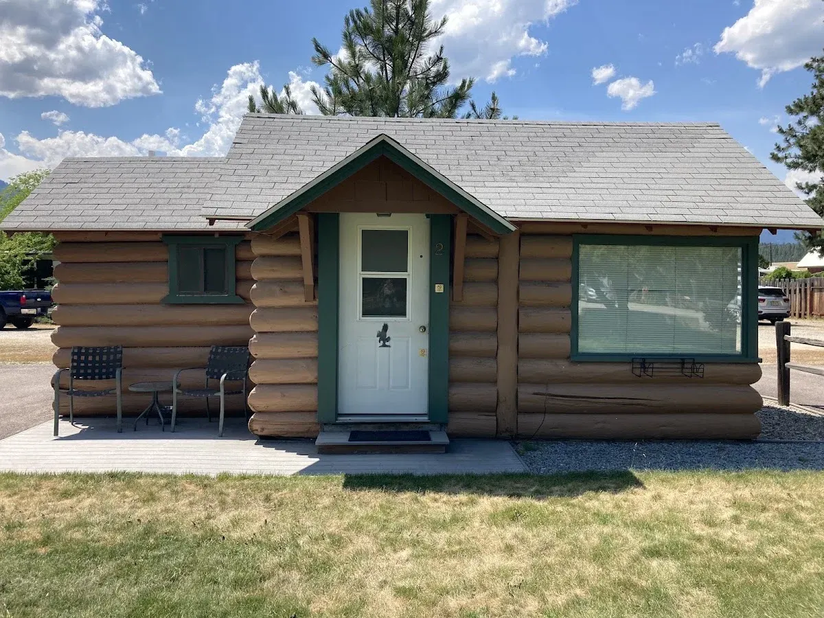 Travellers Rest Cabins and RV Park